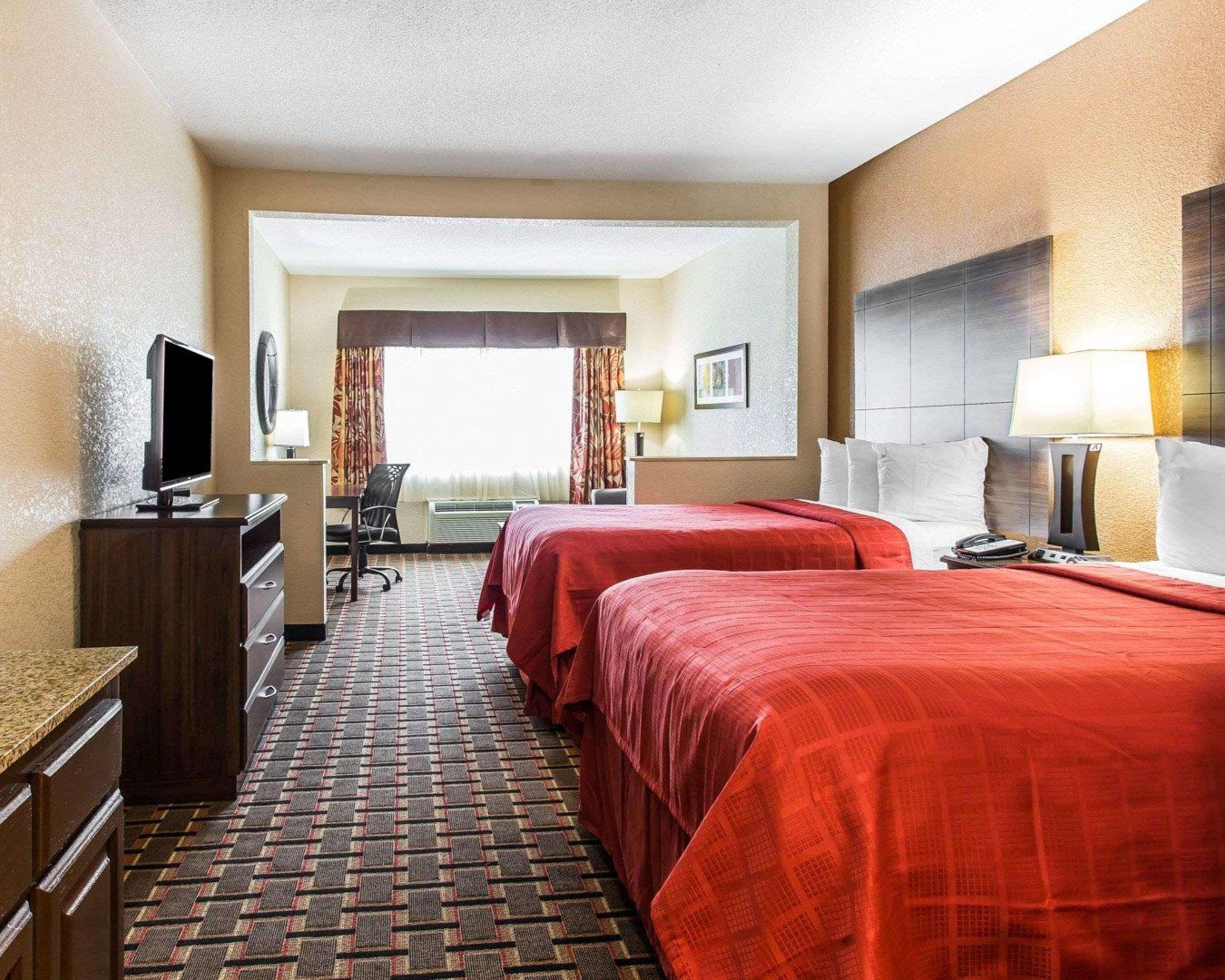 Quality Suites Hickory South Экстерьер фото