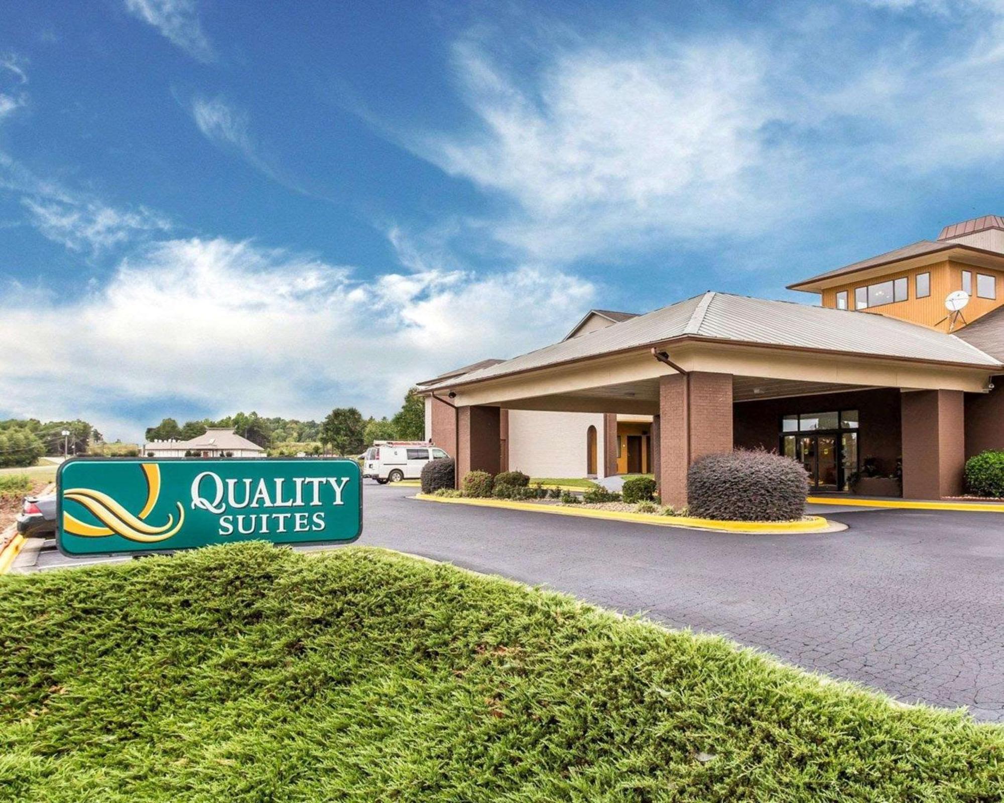 Quality Suites Hickory South Экстерьер фото