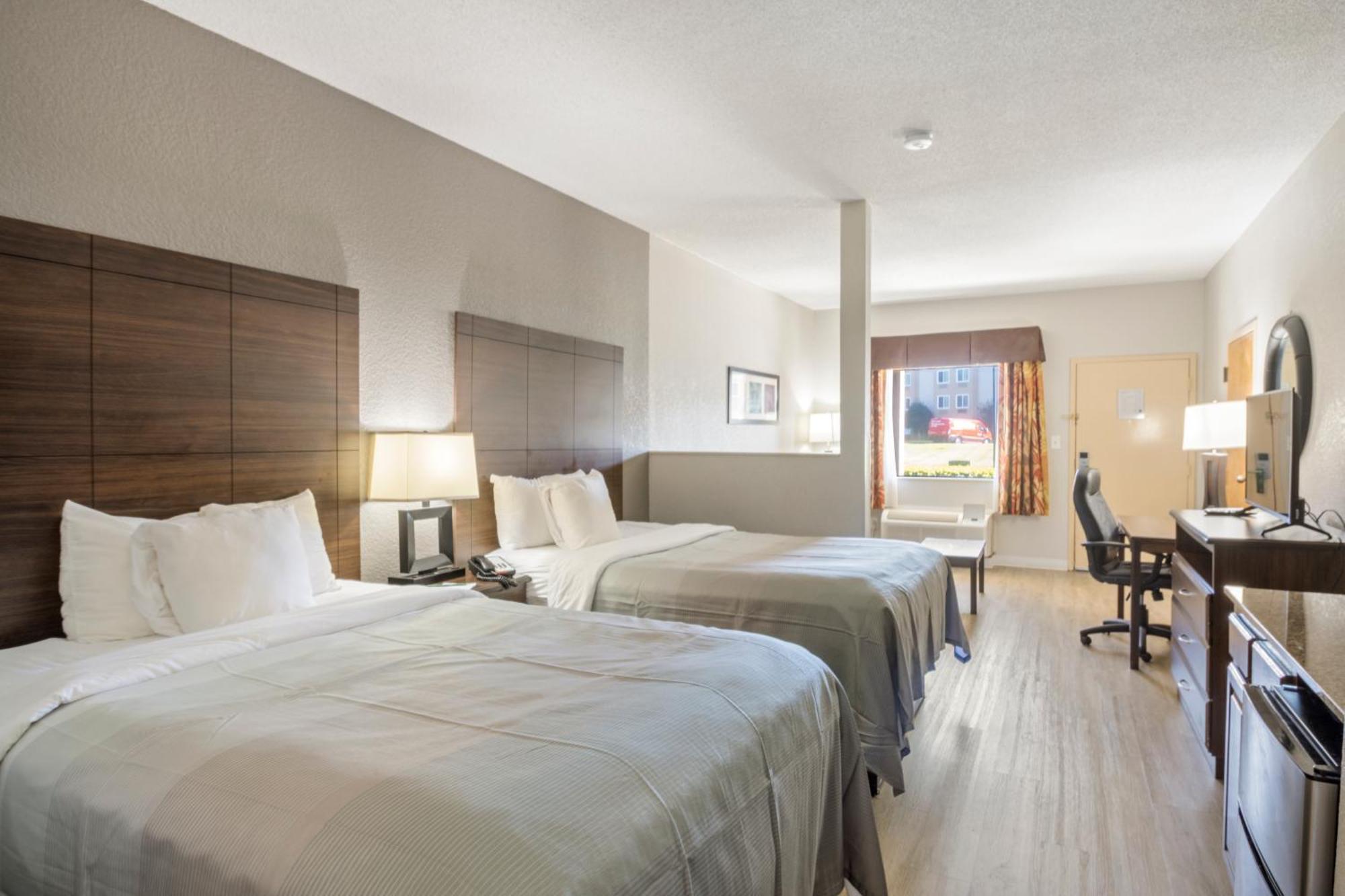 Quality Suites Hickory South Экстерьер фото