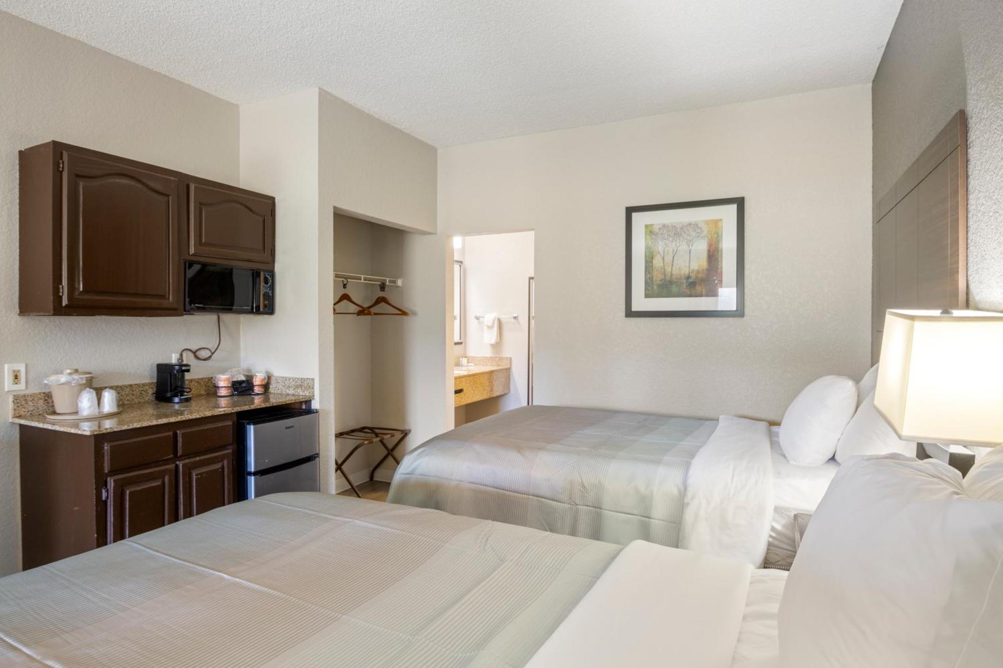 Quality Suites Hickory South Экстерьер фото